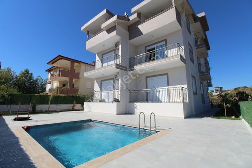 Antalya Manavgat’ta Havuzlu Binada Yeni Yapım 2+1 Daire