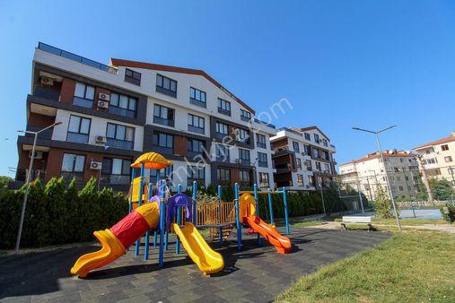 Yalova Çınarcık'ta Sahile 100 M Mesafede Eşyalı Daire