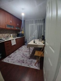 İzmir Torbalı Cumhuriyet Mahallesinde 2+1 Arakat Daire Satılık