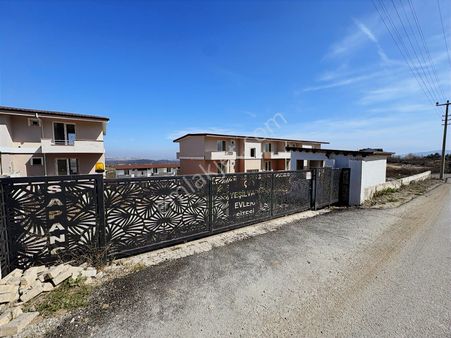 Sapanca Akçay'da Doğa İçinde 1+1 Satılık Daire Site İçi Havuzlu