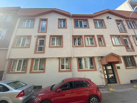 Pera'dan Güllük Mah Emir Sk. Temiz 2+0 Kiralık Daire