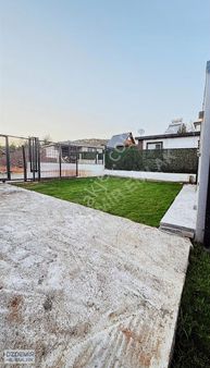 Özdemir Emlaktan Bahçecikte Satılık 2+1 Evli Bahçe