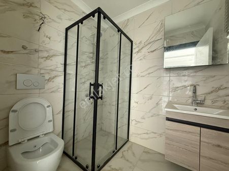 Alanya Payallar'da Deniz Ve Aktivite Manzaralı Daire