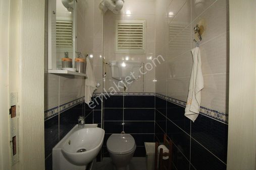 Eyüpsultan'da Tramvay Durağına 350 M Mesafede 2+1 Daire