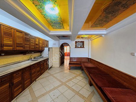 Barbaros Mahallesinde Denize Sıfır Yalı Tadında Şömineli 1+1 Dai