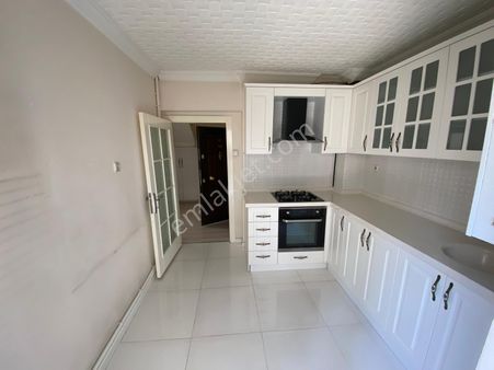 Kredi İmkanlı!! Sincan Mareşal'de 3+1 Full Yapılı Katta Ferah Geniş Dubleks Satılık Daire