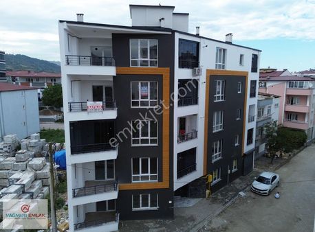 Yağmur Emlak'tan Satılık Emsalsiz Genişlikte Sıfır 2+1 Lüx Daire