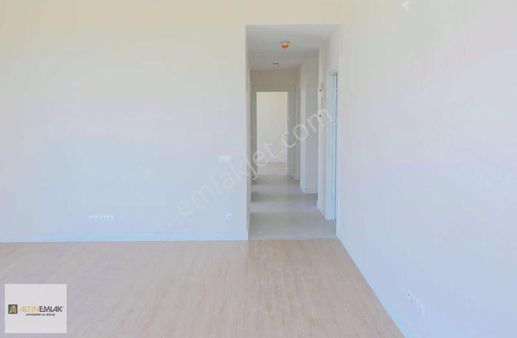 Emlak Konut Başakşehir Evleri 1. Etap 2. Kısım Kiralık 3+1 Daire