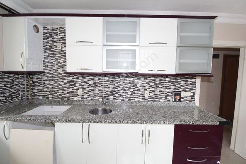 Esenyurt'ta Köşe Konumlu Çift Cephe Masrafsız 1+1 Daire