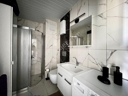 Alanya Avsallar'da Tek Bloklu Sitede Eşyalı Şık Daire