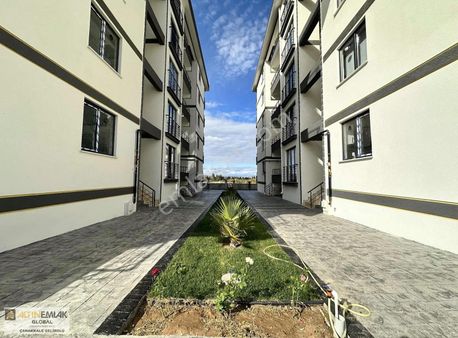 Altın Emlaktan Site İçerisinde Deniz Manzaralı Kiralık 1+1 Daire