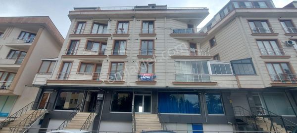 *çekmeköyde Kapalı Balkonlu 2+1 Daire....