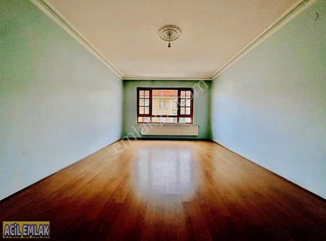 Hastane Yakını Kalbur Caddesinde _güney Cephe_ Ferah Daire