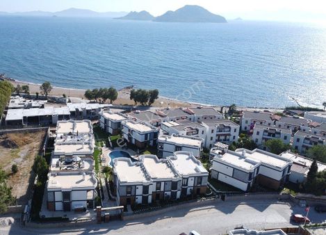 Bodrum'da Plaja Yakın Havuzlu Sitede Daire