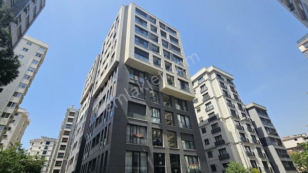 İstanbul Kadıköy'de Bağdat Caddesi'ne Ve Sahile Yakın Daire