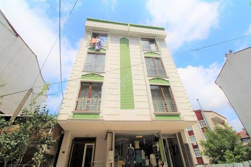 İstanbul Arnavutköy'de Geniş Teraslı Satılık Ferah Dubleks Daire