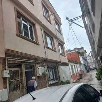 Bursa Osmangazı Koğukçinarda ,3+1 Kat Daire Bulut Emlaktan Kıralıktır.