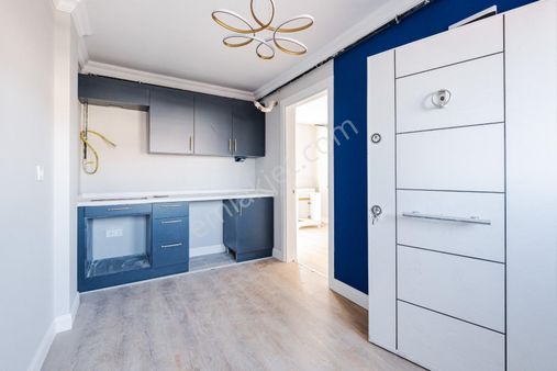 Fatih'te Airbnb İçin Elverişli Bölgede Oturuma Hazır Bina