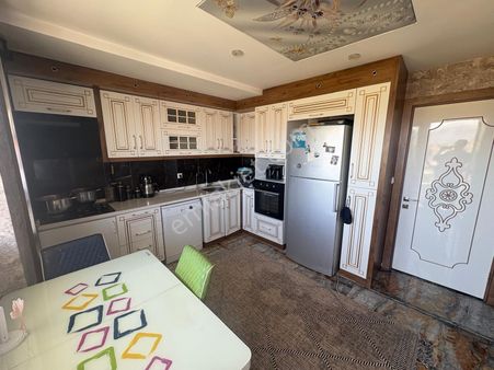 Denizli Merkezefendi Gültepe'de Satılık Müstakil 5 Kat Yeni Bina