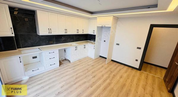 Dokuzeylül Gaziemir Optimum İzban Yakını Bahçeli Satılık Daire