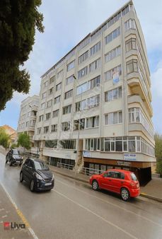 Liva'dan B.evler Stad Karşısında Kiralık Geniş 3+1 Daire