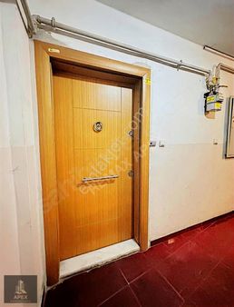 Kağıthane Güzeldere Caddesi'nde 3+1 Satılık Daire