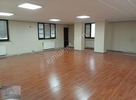 Sulyapıdan Meydana Yakın 250 M2 Satılık Ofis Katı İş Yeri