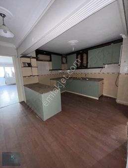 Devlet Hastansine Çok Yakın Cadde Üzerinde 3+1 Satılık Daire