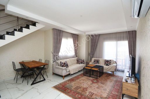 Alanya Güllerpınarı Mah. Eşyalı Satılık 2+1 Dubleks Daire