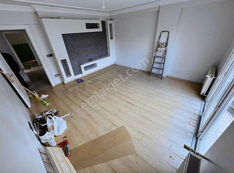 Merkezi Konumda Kiralık 2+1 Daire 82 M² (atatürk Mahallesi)