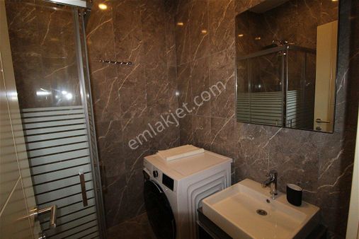 Şişli Taksim Palas’ta Metroya Yakın Eşyalı Kiralık Daire