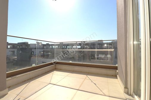 Antalya Altıntaş’ta Havuzlu Viva Defne Projesinde Kiralık Daire