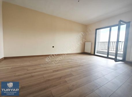 Turyap Metropol'den Yeşiltepe Toki'de Kiralık 3+1 Daire
