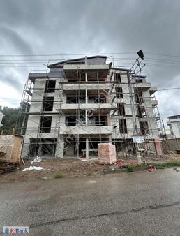 Gölcük Hisareyn Karaköprü Mah Geniş 200m2, 4+1 Çatı D. Daire