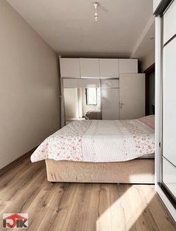 Deniz İstanbul Kavşağı'nda Güney Cephe Ara Kat