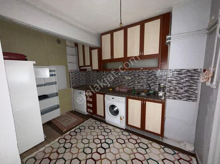 Gökmeydan Mahallesinde Satılık 2+1 Daire