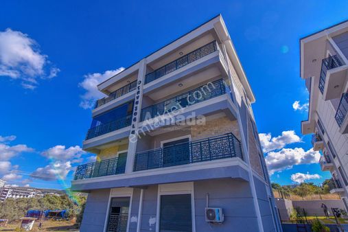 Kuşadası Merkez'e Yakın, Site İçerisinde 2+1 Lüks Daire