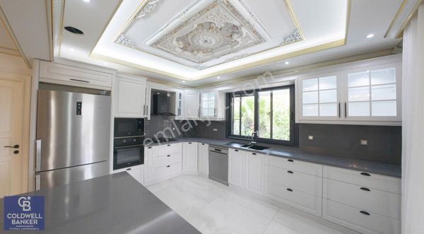 Menderes Coldwell Banker Poyraz'dan Barbarosta 5+1 Lüx Villa..
