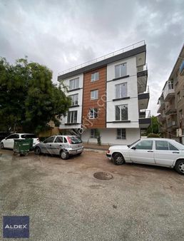 Aydınlıkevler Altınpark'a Yürüme Mesafesinde Satılık 2+1 Daire!