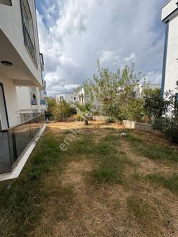 Bodrum Mumcularda Bahçe Kat Satılık 3+1 Daire