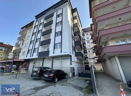 Vıp Real Estate Arsin'de Satılık 3+1 Daire