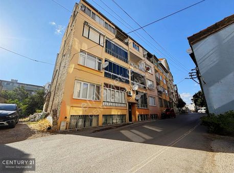 C21 Vicdaniye Mahallesin'de Eşyalı 2+1 Kiralık Daire