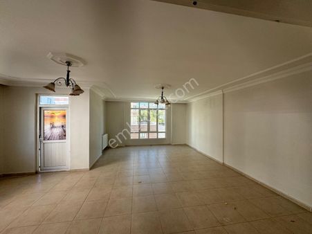 Yavuz Emlak Tan Kiralık Daire Arakat Karaköprü Akpiyar Mah Bozan Sarı Petrol Yanı