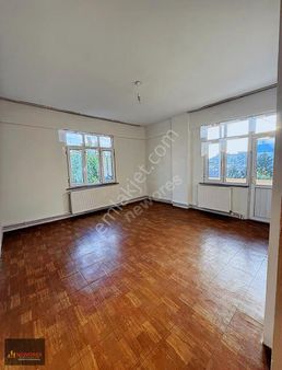 Çayırova Emek Mahallesi Kiralık 3+1 Daire