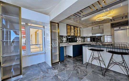 Keçiören'de Satılık Ultra Lüx Yapılı Ara Katta 3+1 Fırsat Daire