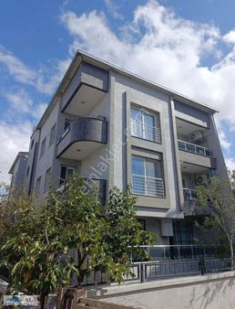 Divavesta'dan Menderes Merkez Yakını 2+1 Eşyalı Kiralık Daire