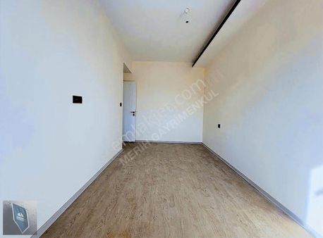 Balkonlu Geniş Bağımsız Mutfaklı 2,5+1 Sıfır Yenı Teslim Daire