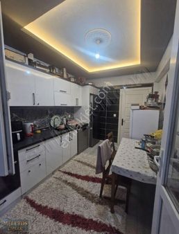 Didimde 3+1 Ayrı Mutfak Mustakil Tarz Bahçe Kati