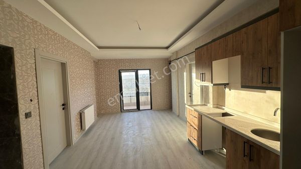 Deniz Gayrimenkul'den Seyrantepede Satılık+sıfır+lüx 2+0 Daire