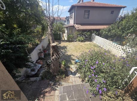 Urla 544 Evlerde Kiralık Bahçeli Müstakil Ev